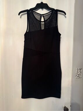 Black Sleeveless Mesh Yoke Sheath Dress